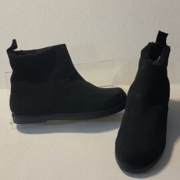 Steve Madden Tommy Black Suede Wool Lining Booties - Picture 6 of 11